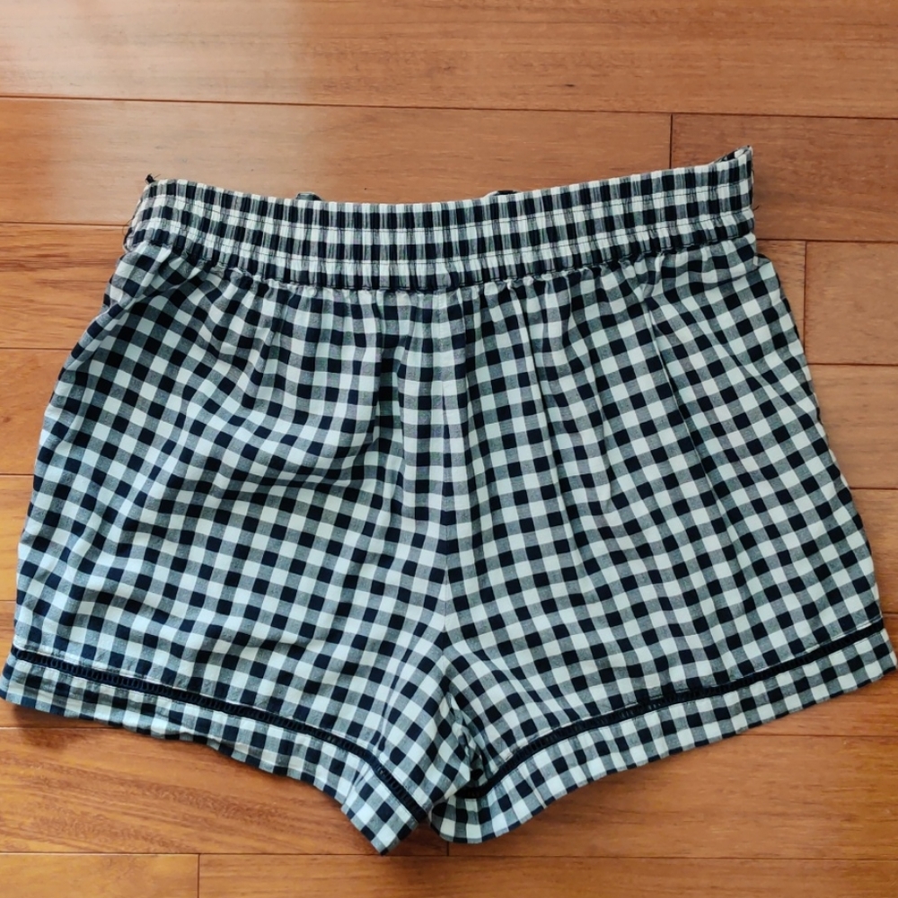 LOFT Shorts - Picture 2 of 2